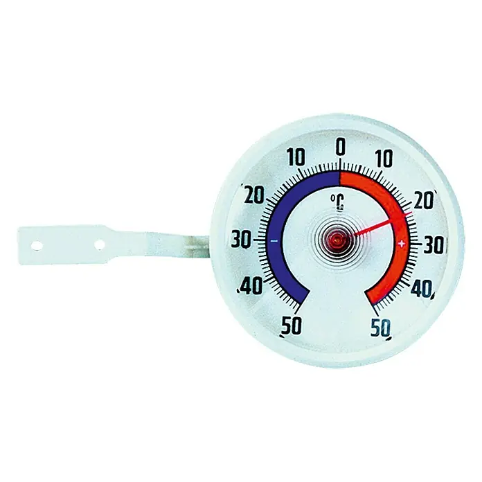 TFA Dostmann Fensterthermometer - Analog - Nahaufnahme eines runden Thermometers mit einer roten Nadel, die eine Temperatur über Null anzeigt.
