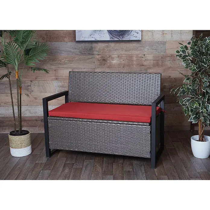 Proregal Gartenbank 2-Sitzer Kissen Rot - Polyester, Grau - Graue Rattan-Sitzbank mit Stauraum und leuchtend rotem Kissen.