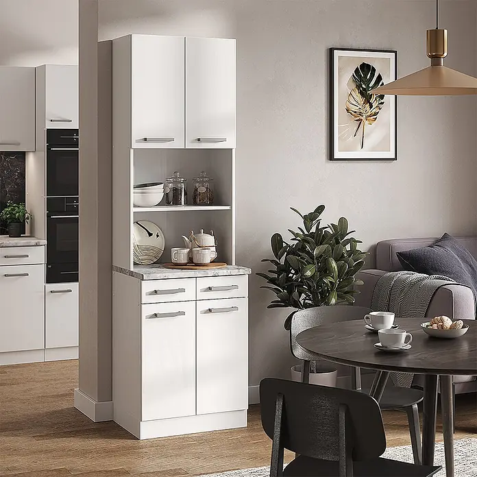 Vicco Küchenleerblock R-Line Weiß Hochglanz, AP Marmor - Breite: 60 cm, Weiß Hochglanz - Weißer Küchenschrank mit Marmor-Arbeitsplatte, integriert in einen modernen Ess- und Wohnbereich.
