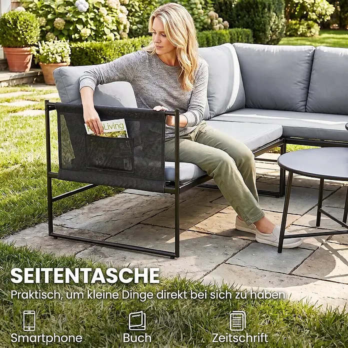 Outsunny Loungemöbel-Set - 5 -tlg., Stahl, Netzstoff, Polyester, Schaumstoff, PP-Baumwolle, Dunkelgrau - Outdoor-Lounge-Sofa mit grauen Kissen und schwarzer Netztasche, die eine Zeitschrift hält. Eine Frau sitzt bequem auf dem Sofa.