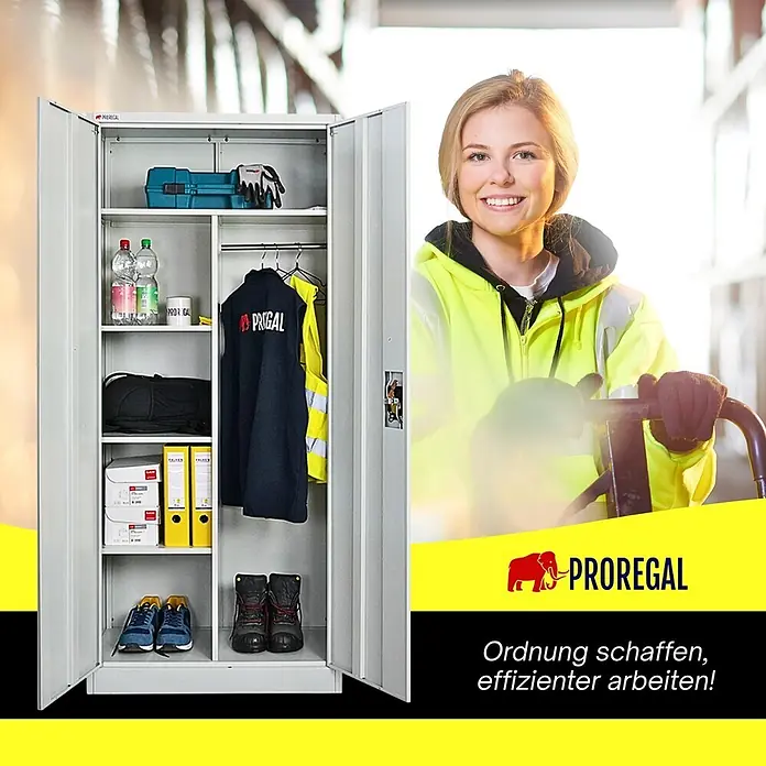Proregal Metall-Mehrzweckschrank Mega Deal 2x ELEPHANT mit 2 Türen, abschließbar - 40 x 80 x 180 cm, Lichtgrau - Grauer Metall-Spindschrank, offen, gefüllt mit Arbeitsutensilien. Eine lächelnde Frau in Arbeitskleidung steht daneben.