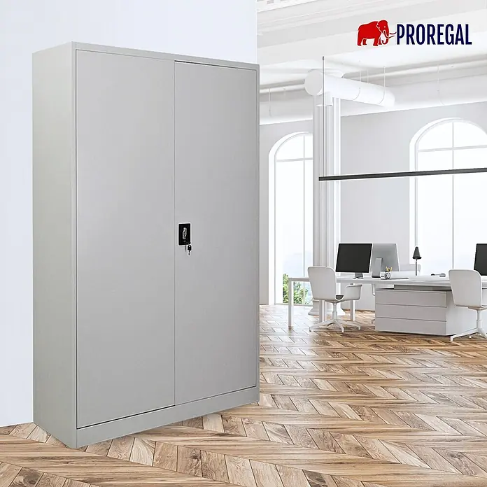 Proregal Aktenschrank Mega Deal 5x ELEPHANT komplett montiert - Lichtgrau - Hellgrauer Metallschrank in einer Büroumgebung.