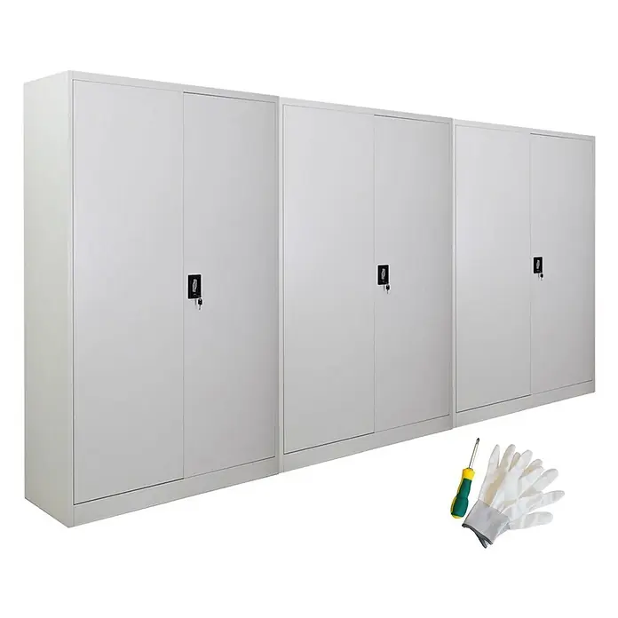 Proregal Aktenschrank Mega Deal 3x ELEPHANT mit 2 Türen, abschließbar - Lichtgrau - Drei hellgraue Metall-Lagerschränke mit Schlössern und Schlüsseln. Inklusive Schraubendreher und weißen Handschuhen.