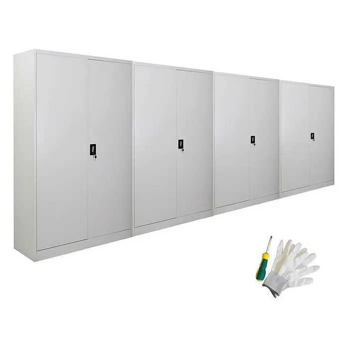 Proregal Aktenschrank Mega Deal 4x ELEPHANT mit 2 Türen, abschließbar - Lichtgrau - Reihe von fünf grauen Metallschränken mit Schlössern und Schlüsseln, abgebildet mit Schraubendreher und Arbeitshandschuhen.