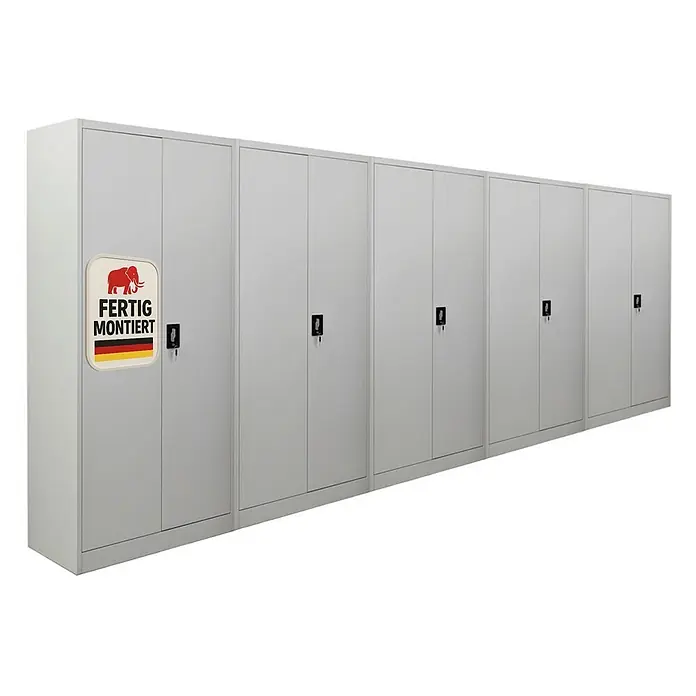 Proregal Aktenschrank Mega Deal 5x ELEPHANT komplett montiert - Lichtgrau - Reihe grauer Metallschränke mit Türen und Schlössern, mit "Fertig montiert"-Etikett.