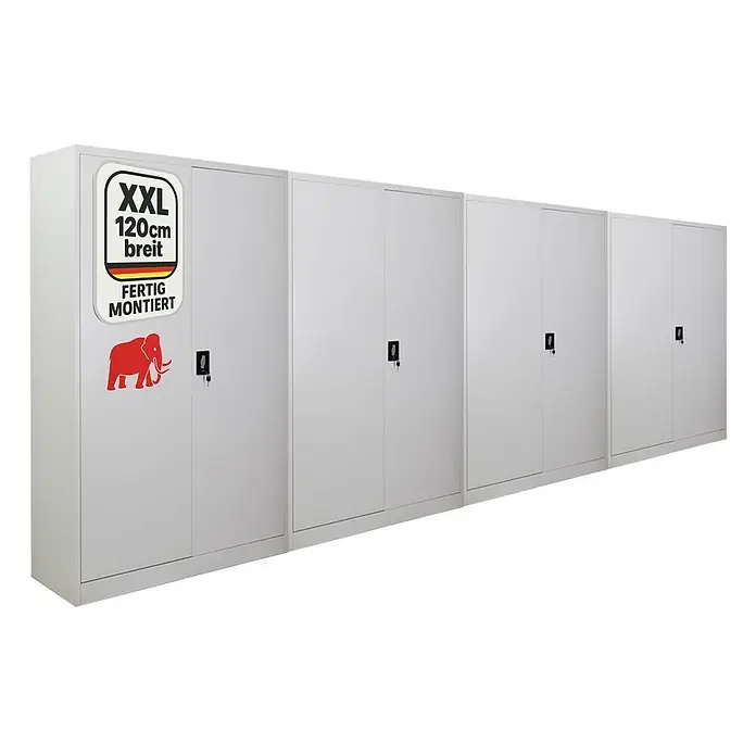 Proregal Aktenschrank Mega Deal 4x ELEPHANT komplett montiert - Lichtgrau - Reihe hellgrauer Metall-Aktenschränke mit Schlössern. Der erste Schrank zeigt einen 'XXL 120cm breit, fertig montiert' Aufkleber und rotes Elefantenlogo.