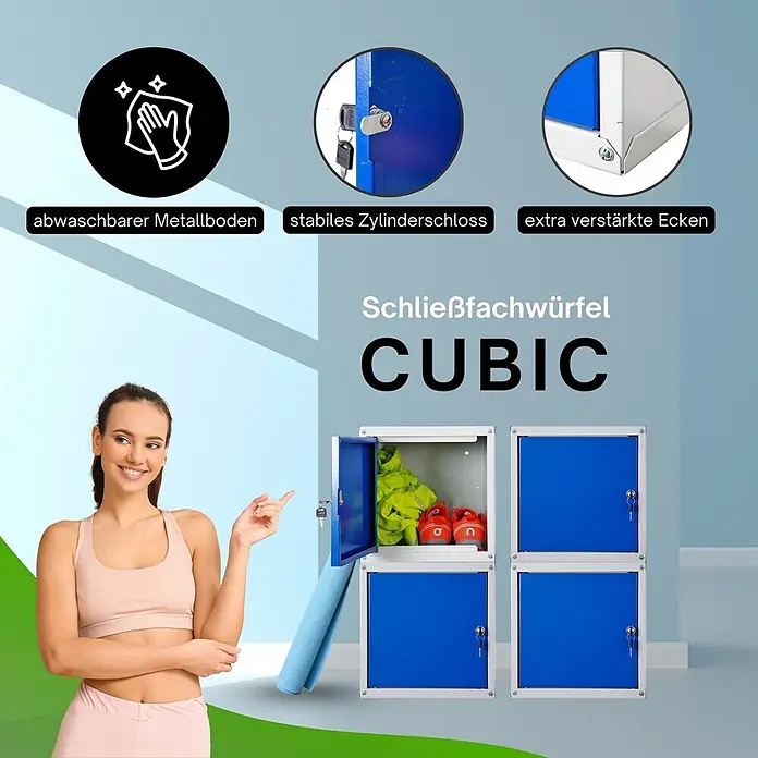Proregal Schließfachschrank Mega Deal 2x Cubic - Grau/Blau, Zerlegt - Modulare CUBIC Schließfachwürfel mit blauen Türen; einer offen mit Sportkleidung und Schuhen. Eine Frau zeigt auf die vielseitigen Fächer.