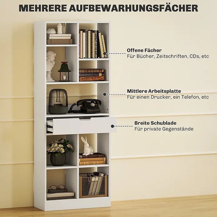 Homcom Holzregal - Traglast pro Boden: 6 kg, Anzahl Böden: 9 Stk., Schrauben, Weiß - Weißes Bücherregal mit mehreren Staufächern, offenen Regalen, einer Schublade und einer mittleren Ablagefläche, gefüllt mit Büchern und Deko.