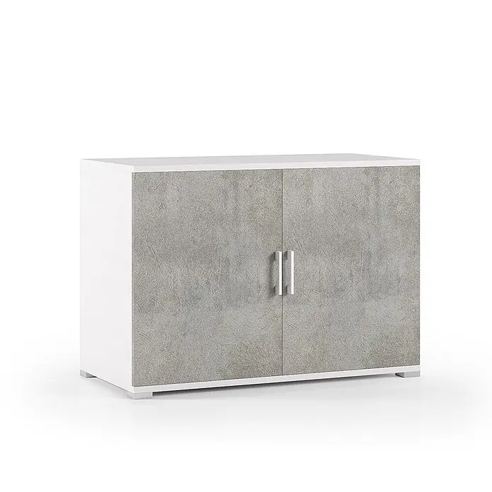 Kiamami Valentina Kommode - L x B x H: 900 x 470 x 660 cm, Weiss, grau - Zweitüriger Schrank mit weißem Rahmen und Beton-Effekt-Türen, silbernen Griffen und weißen Füßen.