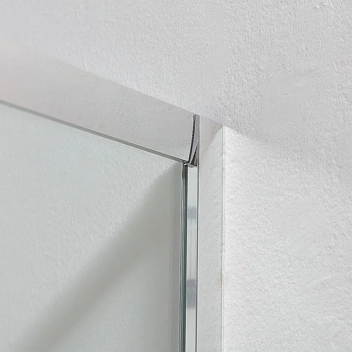 Kiamami Valentina Eckdusche - 0,02 x 0,02 x 1.900 cm, Transparent, Stärke: 6 mm - Detail einer Duschkabine: obere Ecke mit Chromprofilen und Glas.