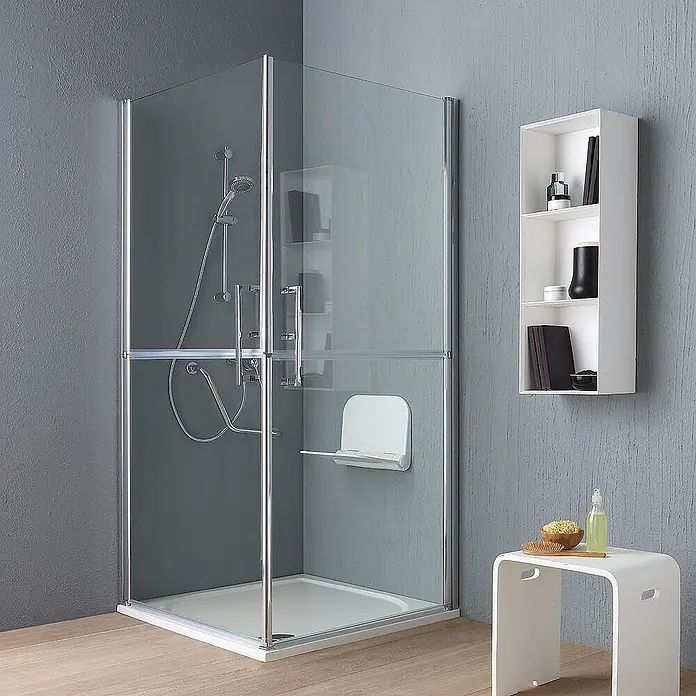 Kiamami Valentina Eckdusche - 900 x 900 x 1.900 cm, Transparent, Stärke: 6 mm - Moderne Eckduschkabine mit Klarglas, Chromrahmen und integriertem weißen Klappsitz für barrierefreien Zugang.