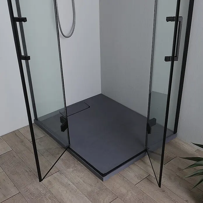 Kiamami Valentina Eckdusche - 120 x 80 x 190 cm, Schwarz, Farblos, Stärke: 6 mm - Eckdusche mit schwarz gerahmten Glaswänden und einer dunkelgrauen Duschwanne.