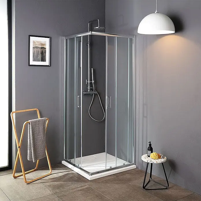 Kiamami Valentina Eckdusche - 750 x 750 x 1.850 cm, Transparent, Stärke: 4 mm - Eckduschkabine mit Klarglaspaneelen, silbernem Rahmen und weißer Duschwanne.