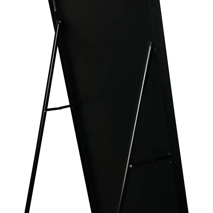 Standspiegel Mira - 70 x 170 cm, Gebogen, Schwarz - Rückansicht eines schwarzen Ganzkörperspiegels mit stabilem, klappbarem Metallständer.