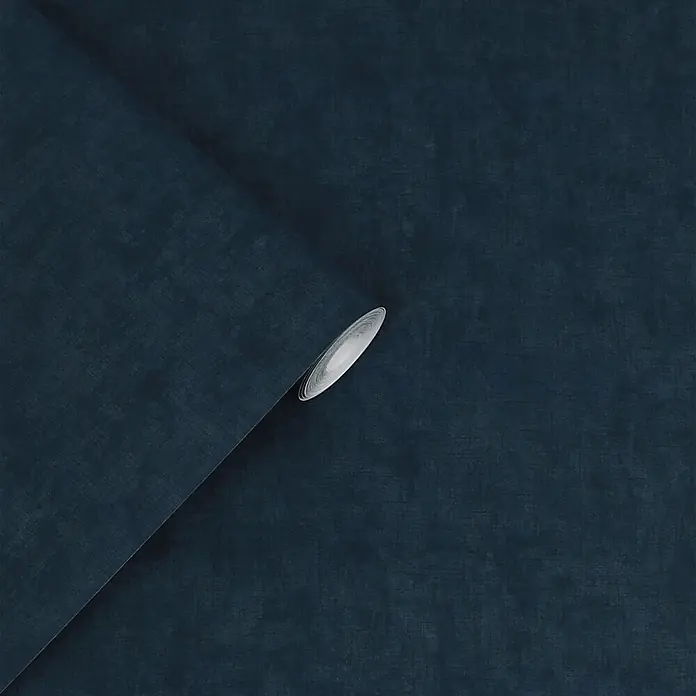 Laura Ashley Vliestapete Uni - Blau, Uni, 1.000 x 52 cm - Dunkelblaue strukturierte Tapetenrolle teilweise ausgerollt.