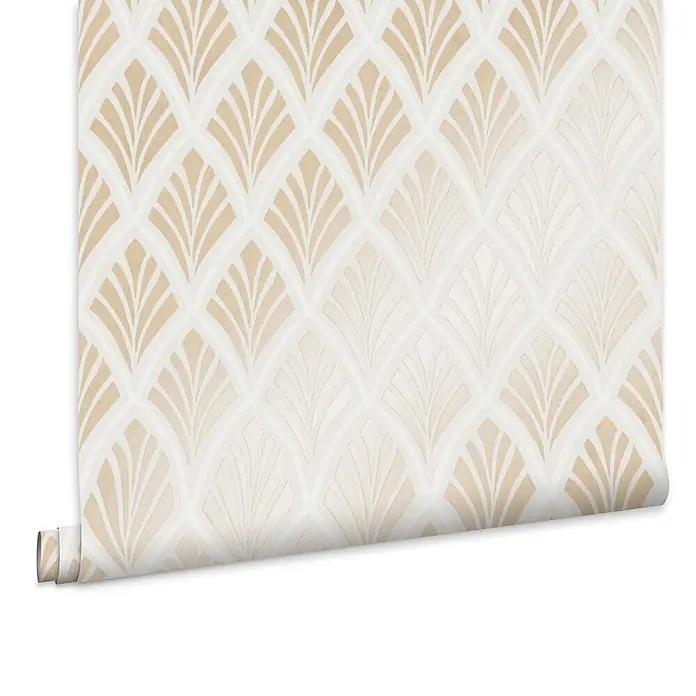 Laura Ashley Vliestapete Florin Art Deco - Gold, Floral, 1.000 x 52 cm - Gerollte beigefarbene Art-déco-Tapete mit fächerförmigem Muster.