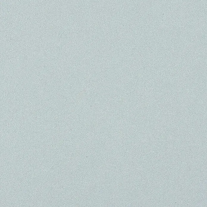 Möbelbauplatte - Silbermetallic, 260 x 20 x 1,9 cm - Ein weicher, hellgrauer Farbton, der sich ideal für dezente Hintergründe oder zarte Designelemente eignet. Seine subtile Textur sorgt für optische Tiefe.