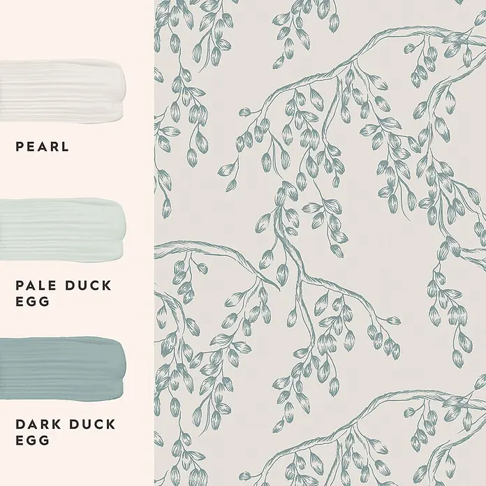 Laura Ashley Vliestapete Weidenzweige - Blau, Floral, 1.000 x 52 cm - Tapetenmuster mit blaugrünen Zweigen auf Beige, gezeigt mit Farbmustern Pearl, Pale Duck Egg und Dark Duck Egg.
