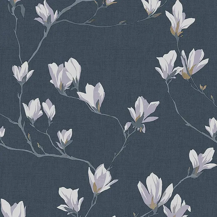 Laura Ashley Vliestapete Magnolienhain - Blau, Floral, 1.000 x 52 cm - Florales Tapetenmuster mit weißen und lavendelfarbenen Magnolien auf dunkelblauem, strukturiertem Hintergrund.