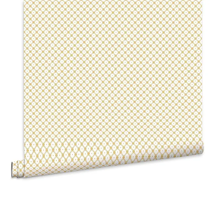 Laura Ashley Vliestapete Flechtwerk - Gelb/Ocker, Ornament, 1.000 x 52 cm - Weißer Tapetenrolle mit goldenem Rauten- und Sternmuster, teilweise abgerollt.