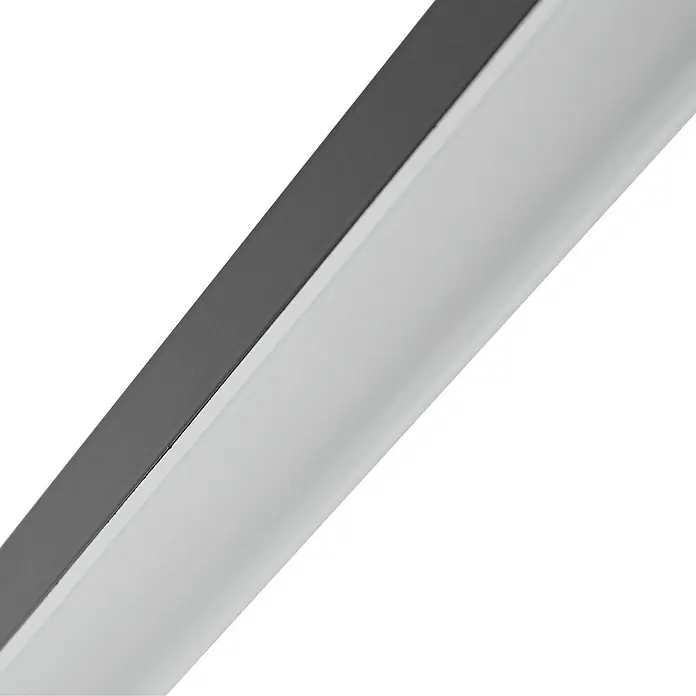 Lucande Pendelleuchte Solvar - schwarz, Schwarz - Schlanke lineare Leuchte mit dunkelgrauen und silbergrauen Oberflächen.