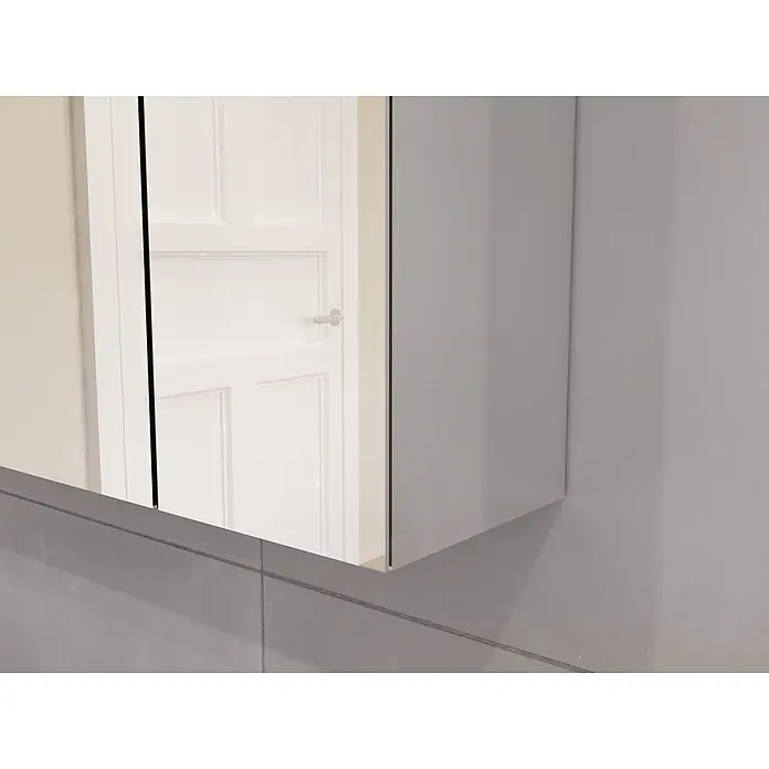 Germania Spiegelschrank - B x H: 80 x 71 cm, Graphit - Badezimmerspiegel, der eine weiße Tür reflektiert, mit einer grauen Arbeitsplatte darunter und einem grauen Wandschrank daneben.