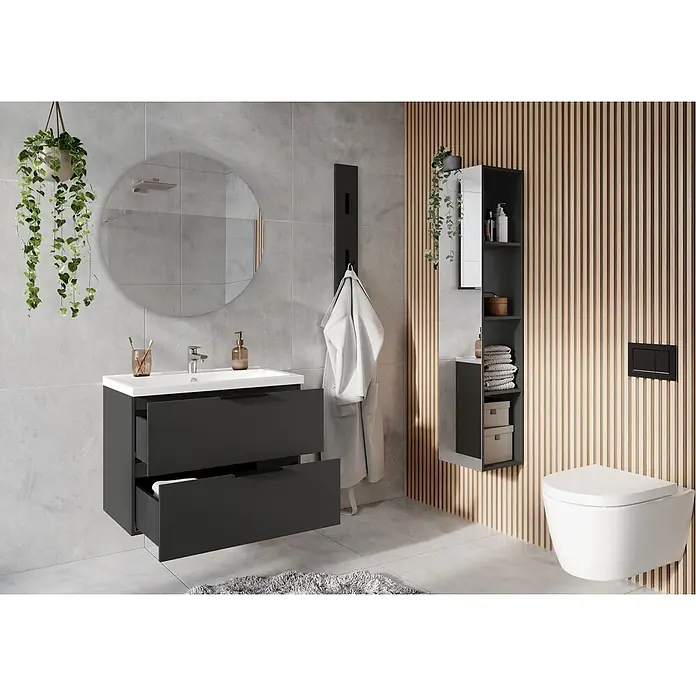 Germania Crandon Waschtisch mit Unterschrank - Höhe: 65 cm, Graphit - Modernes Bad mit dunkelgrauem Waschtisch, wandhängender Toilette und schwarzem Regal vor Holzlamellen.