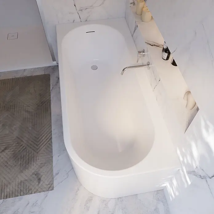Interpromo Badewanne Rio Canto - Acryl, Weiß - Weiße, moderne Badewanne mit integriertem Überlauf und Armatur in einem stilvollen Bad.