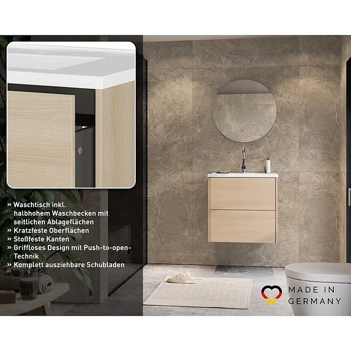 Germania Waschtischunterschrank GW-BODERA - B x T x H: 61 x 46 x 61 cm, Lindberg-Eiche-Nb. - Modernes Badezimmer-Waschtischunterschrank mit weißem Waschbecken und zwei hellen Holzschubladen, an einer gefliesten Wand montiert.