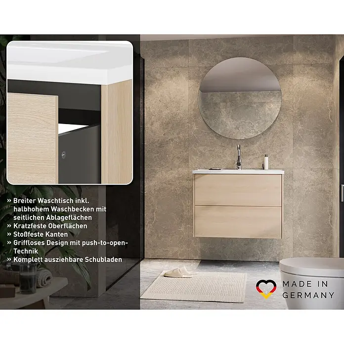 Germania Waschtischunterschrank GW-BODERA - B x T x H: 81 x 46 x 61 cm, Lindberg-Eiche-Nb. - Moderner Waschtisch aus hellem Holz mit weißem Becken und grifflosen Schubladen, gezeigt in einem gefliesten Bad.
