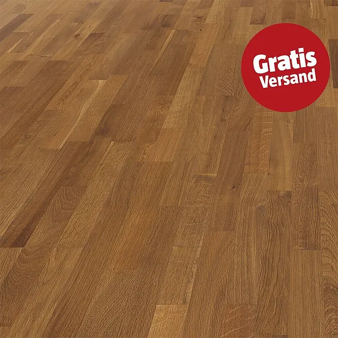 Living by Haro Parkett - Eiche Mocca, Schiffsboden, 2.200 x 180 x 12 mm - Nahaufnahme von naturbraunem Holzfußboden mit sichtbarer Maserung und unterschiedlich langen Dielen, mit einem roten Kreis 'Gratis Versand' oben rechts.