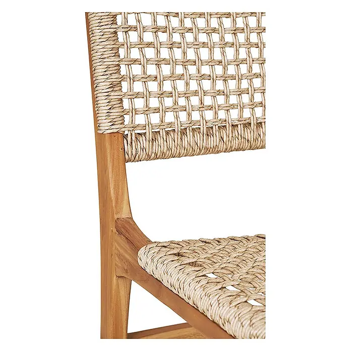 Ebuy24 Gartenstuhl Derby 2er-Set - 2 Stk., Massiv Teakholz, PE Rattan, Natur, B x T x H: 50 x 54 x 85 cm - Natürlicher Holzstuhl mit geflochtener Rückenlehne und Sitzfläche aus Naturfasern.