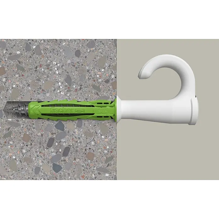 Fischer Spreizdübel SX Plus Green 6 x 30 EasyHook Round A2 K - Ø x L: 6 x 30 mm, Kunststoff, 4 Stk., PZ 2, Spanplattenschraube - Grüner Fischer Dübel teilweise in eine Wand eingesetzt mit einem weißen Schraubhaken.