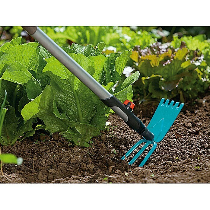 Gardena Combisystem GartenhackeArbeitsbreite: 9 cm, Anzahl Zinken: 3, Stahl Use Shot