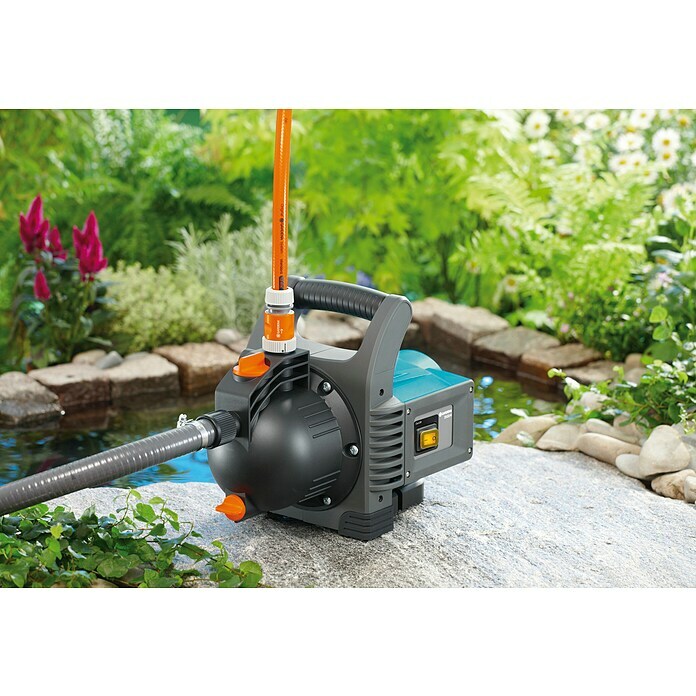 Gardena Classic Gartenpumpe Set 3500/4800 W, 3.600 l/h Use Shot