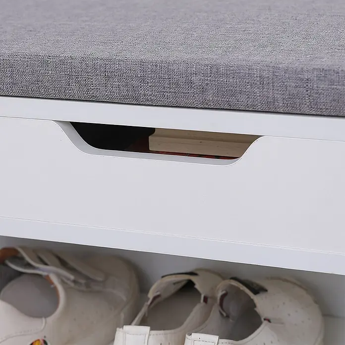 Happy Garden Schuhschrank ALAN - Weiß - Weiße Schuhbank mit grauem Stoffkissen, Schublade und unterem Schuhfach.