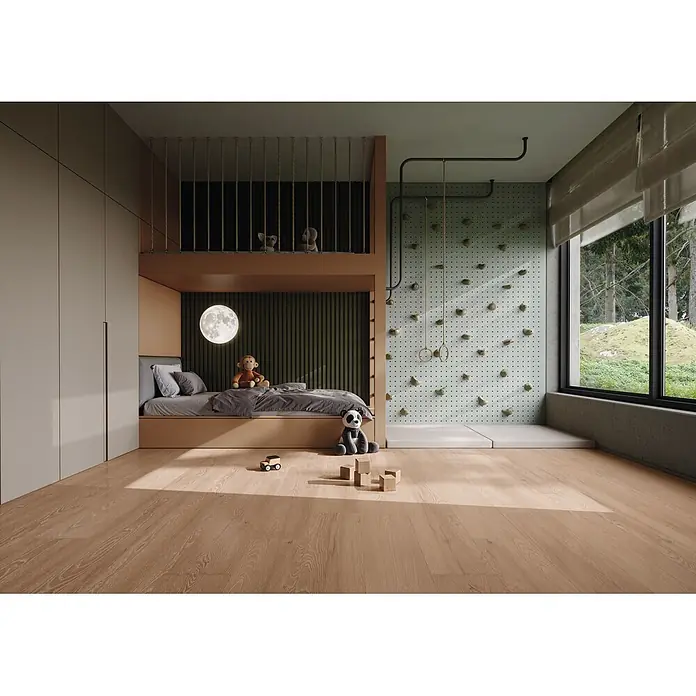 Krono Original Laminat Durastar - Honey Ribera Oak, Landhausdiele, 1.288 x 245 x 13 mm - Modernes Holzbett mit Hochbett in einem Kinderzimmer, ergänzt durch eine hellgrüne Kletterwand mit Griffen und Ringen.