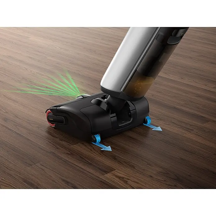 Mova Aspirador en seco y húmedo de batería X4 Pro - 450 W, Volumen de recipiente: 760 ml - Cabezal de aspiradora negro y gris en suelo de madera, con luces de detección verdes y flechas azules de movimiento. Tanque de agua sucia transparente.