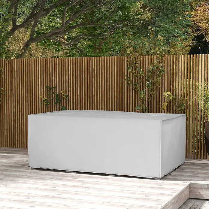 Outsunny Loungemöbel Schutzhülle - L x B x H: 210 x 140 x 80 cm, Oxfordstoff, Grau - Hellgraue rechteckige Schutzhülle für Gartenmöbel auf einer Holzterrasse.