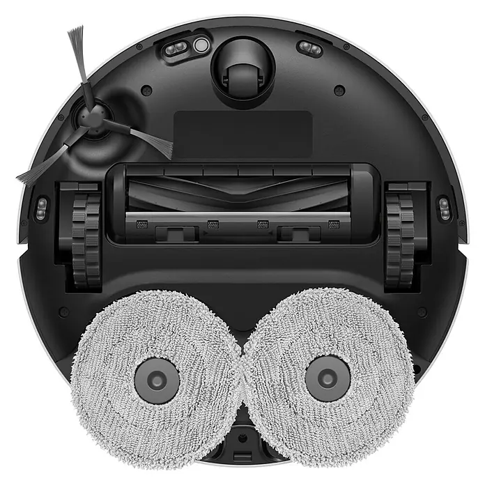 Mova Robot aspirador con mopa E30 Ultra - Potencia de aspiración: 7.000 Pa, Capacidad del robot: 300 ml - Parte inferior de un robot aspirador negro mostrando el cepillo principal, el cepillo lateral, las ruedas motrices y dos almohadillas de fregado redondas.