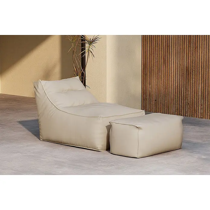 Ebuy24 Garten-Loungesessel Redang - 1 Stk., Polystyrol, Beige, B x T x H: 94 x 118 x 83 cm - Hellbeiger Stoff-Sitzsack und Ottoman, ideal zum Entspannen drinnen oder draußen.