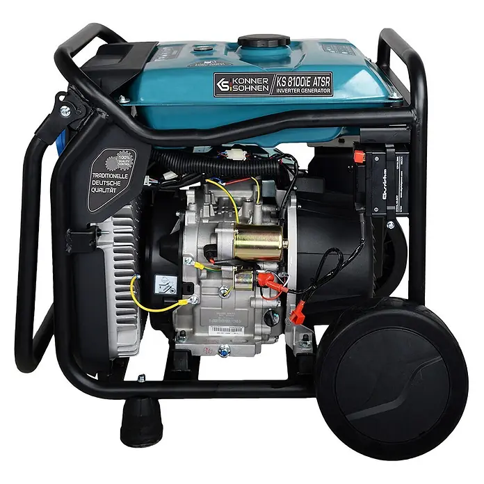 Könner & Söhnen Stromerzeuger KS 8100iE ATSR - Nennleistung: 8 kW, Tankvolumen: 20 l - Türkiser und schwarzer Konner & Sohnen KS 8100iE ATSR Inverter-Generator mit Rädern, Griff und sichtbaren Motorbauteilen.