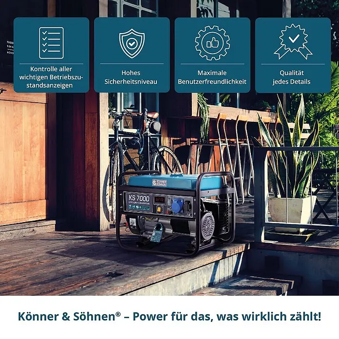 Könner & Söhnen Stromerzeuger KS 7000 - Nennleistung: 5 kW, Tankvolumen: 25 l - Blauer und schwarzer Könner & Söhnen KS 7000 Benzingenerator auf Holzterrasse, bereit für Outdoor-Strom.
