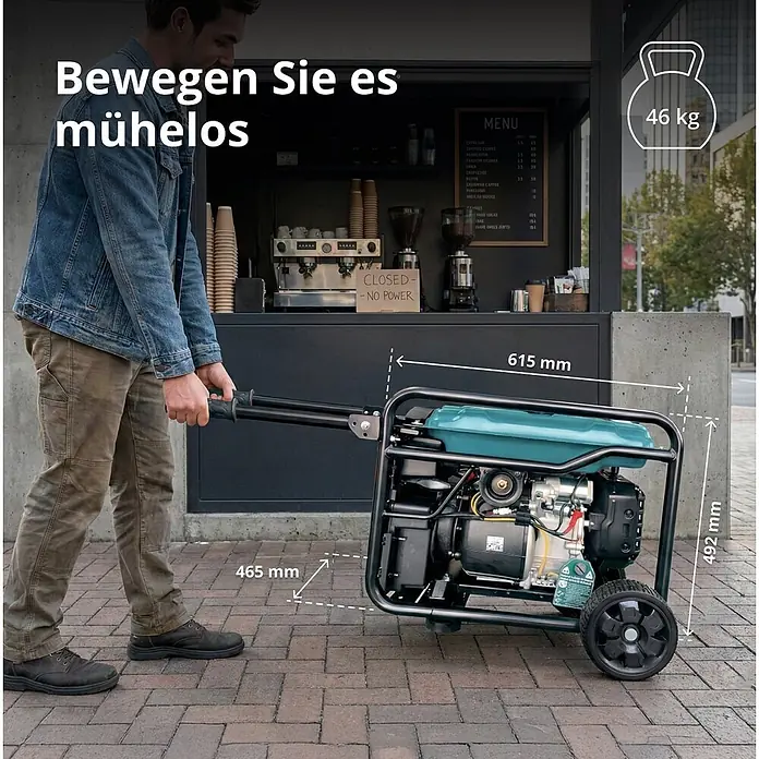 Könner & Söhnen Stromerzeuger KS 6500iEG - Nennleistung: 6 kW, Tankvolumen: 17 l - Ein Mann zieht einen 46 kg schweren, tealfarbenen und schwarzen Stromerzeuger mit Rädern, der seine leichte Mobilität demonstriert.