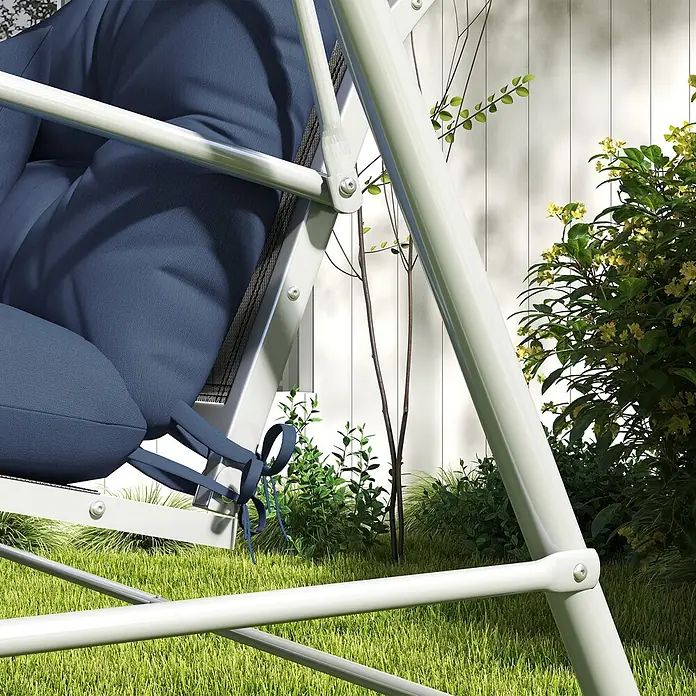 Outsunny Bankauflage Hollywoodschaukel - 1 Stk., 100% Polyester, Blau - Weißer Metall-Gartenschaukelstuhl mit marineblauen Kissen auf Gras.