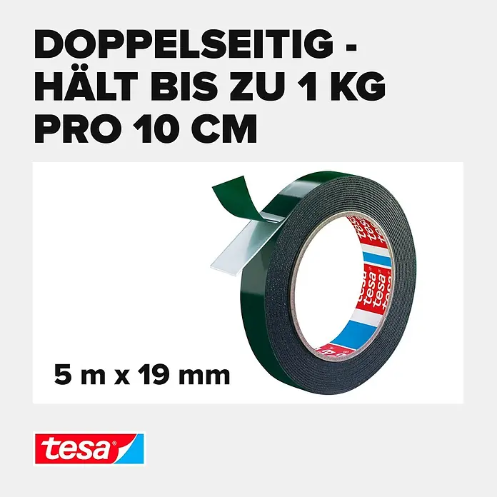 Tesa Powerbond Montageband Outdoor - L x B: 5 m x 19 mm, Wasserbeständig - Rolle grünes tesa doppelseitiges Klebeband, teilweise abgerollt, mit weißer Schutzfolie.
