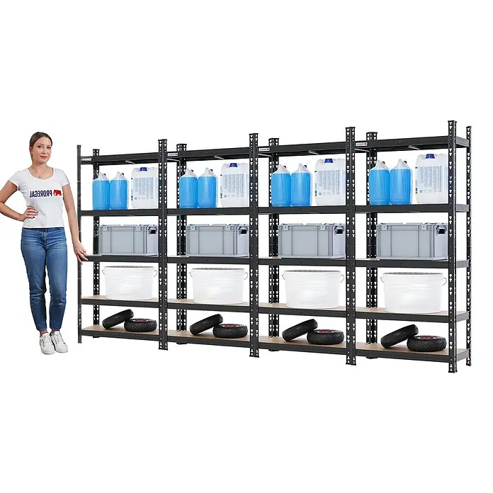 Proregal Schwerlastregal Mega Deal 4x HERMES - H x B x T: 150 x 70 x 60 cm, Traglast pro Boden: 175 kg, Anzahl Böden: 5 Stk., Stecken, Schwarz - Schwarzes Schwerlast-Metallregal mit Holzablagen, mit einer Person zur Größenreferenz, beladen mit verschiedenen Gegenständen.