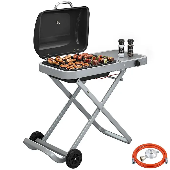 Outsunny Gasgrill - 2,5 kW, Anzahl Brenner: 1 Stk. - Tragbarer Gasgrill in Grau und Schwarz mit Speisen auf dem Rost, Klappständer, Rollen und inklusive Gasschlauch mit Regler.