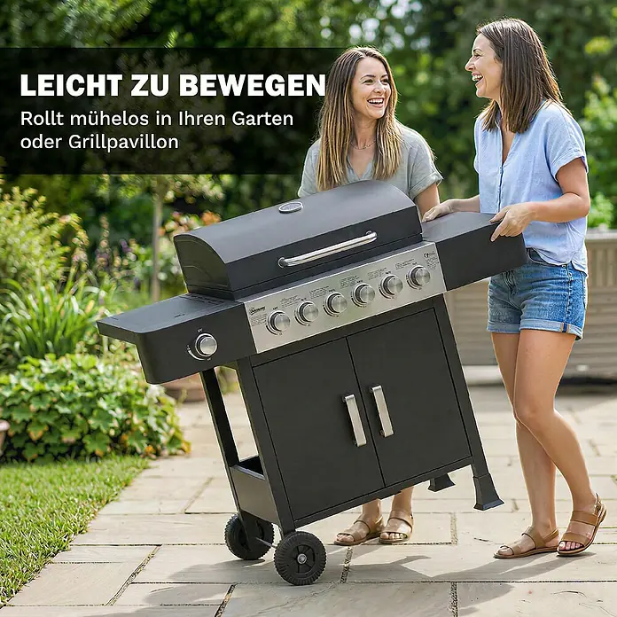 Outsunny Gasgrill - 17,8 kW, Anzahl Brenner: 7 Stk. - Zwei Frauen rollen mühelos einen schwarzen Gasgrill mit silbernen Bedienelementen auf einem gepflasterten Gartenweg.