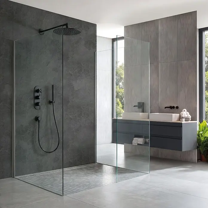 SanDesign Alu-Verbundplatte - 150 x 250 cm, Schiefer - Modernes Badezimmer mit begehbarer Dusche, mattschwarzen Armaturen und schwebendem Waschtisch mit weißem Becken.